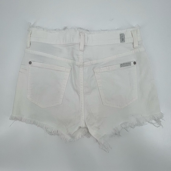 7 For All Mankind White Cut Off Distressed Denim Jean Shorts Size 26 Women’s - Picture 3 of 9